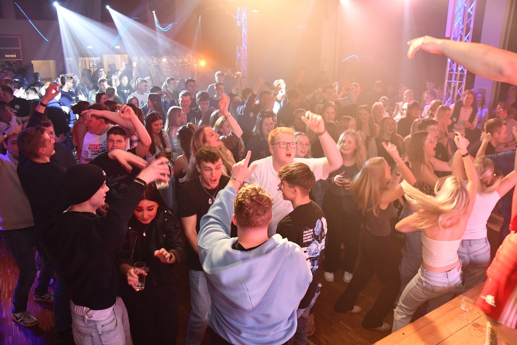 Aprés-Ski-Party in Salwey